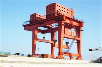 Power industry cranes manufacturer